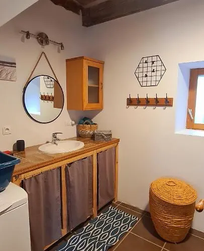 La Montagnette *